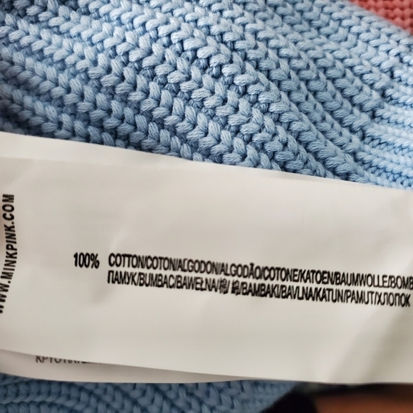 NEW MinkPink Dip Dye Blue Pink Crop Sweater - Picture 6 of 6